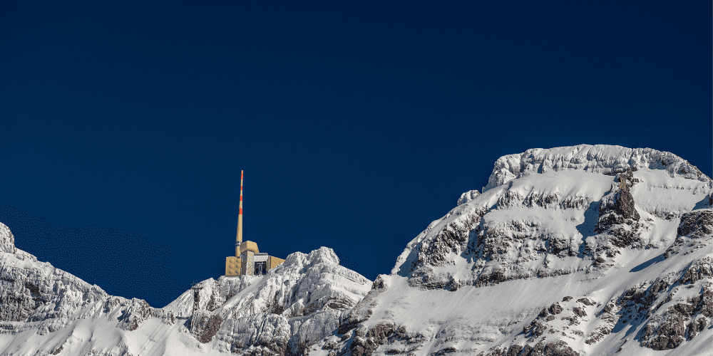 Where can you see 6 countries at once? - Säntis - Visit the most prominent summit in the Alps